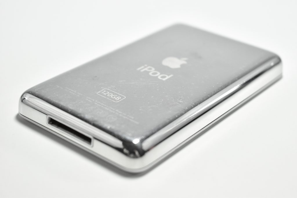 iPod classic (Generation 7, 120 GB, silver, 2008) – mattjfuller.com