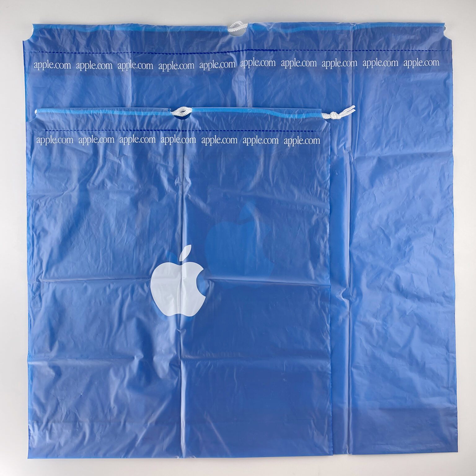 20 Years of Apple Store Bags (20012021)